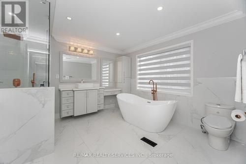 19 Richland Crescent, Brampton, ON - Indoor Photo Showing Bathroom