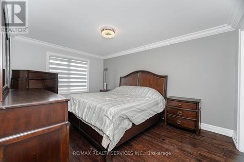 19 Richland Crescent, Brampton, ON - Indoor Photo Showing Bedroom