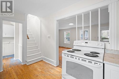 10-12 Thomas Street E, Greater Napanee (Greater Napanee), ON - Indoor Photo Showing Kitchen
