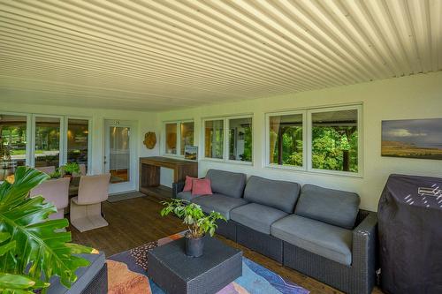 Patio - 26 Rue Robert, Saint-Sauveur, QC - Outdoor With Exterior