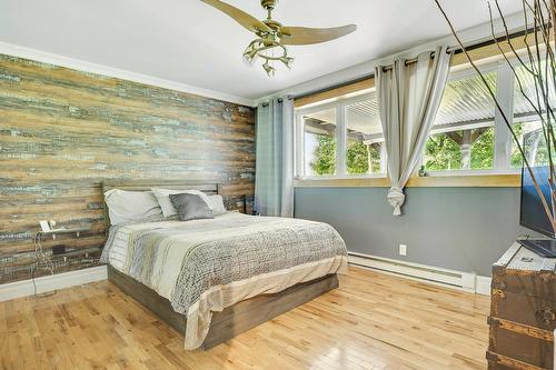 Primary bedroom - 26 Rue Robert, Saint-Sauveur, QC - Indoor Photo Showing Bedroom