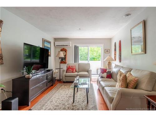308-158 Hanwell Rd, Fredericton, NB 