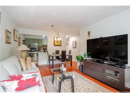 308-158 Hanwell Rd, Fredericton, NB 