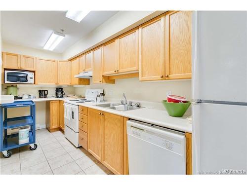 308-158 Hanwell Rd, Fredericton, NB 