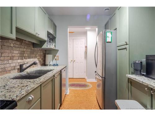 308-158 Hanwell Rd, Fredericton, NB 