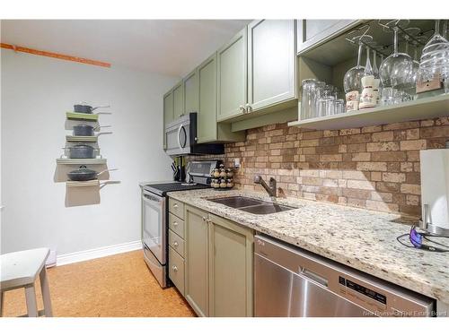 308-158 Hanwell Rd, Fredericton, NB 