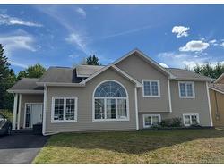 52 Cumberland ST  Moncton, NB E1G 0Z8