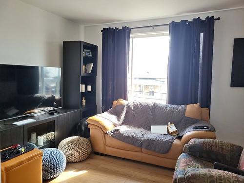 Salon - 6-87 Rue Toupin, Trois-Rivières, QC - Indoor Photo Showing Living Room