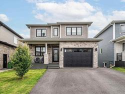 16 Shirley Elliot Court  Bedford, NS B4B 0Z8