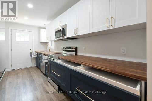 35 Inkerman Street, St. Thomas, ON - Indoor Photo Showing Kitchen
