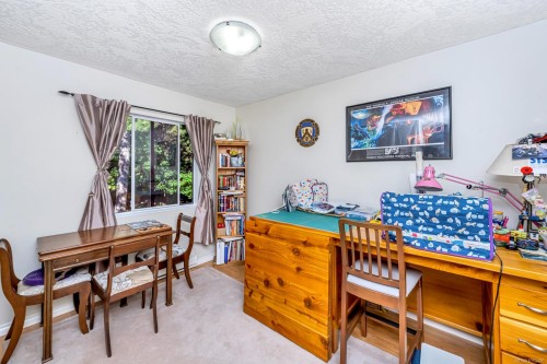 203-940 Inverness Rd, Saanich, BC - Indoor