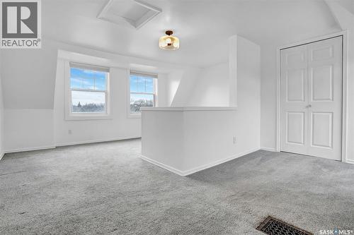 3060 18Th Avenue, Regina, SK - Indoor Photo Showing Other Room