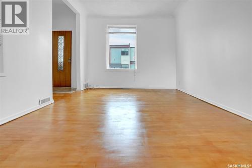 3060 18Th Avenue, Regina, SK - Indoor Photo Showing Other Room