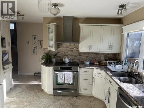 114 Garvin Crescent, Canora, SK - Indoor Photo Showing Kitchen With Double Sink With Upgraded Kitchen