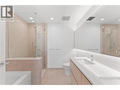 238 Leon Avenue Unit# 1407, Kelowna, BC - Indoor Photo Showing Bathroom