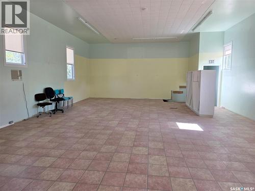 402 Minto Street, Elbow, SK - Indoor Photo Showing Other Room