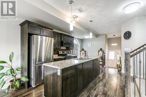 105 Eclipse Crescent, Greater Sudbury, ON - Indoor Photo Showing Kitchen With Double Sink With Upgraded Kitchen