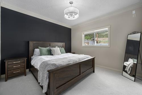 4150 Walters Street, Merritt, BC - Indoor Photo Showing Bedroom