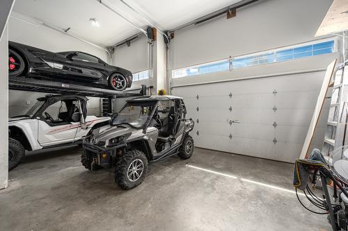 4150 Walters Street, Merritt, BC - Indoor Photo Showing Garage