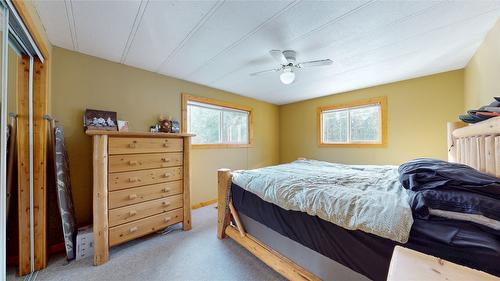 3215 Hidden Valley Road, Cranbrook, BC - Indoor Photo Showing Bedroom