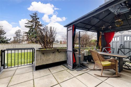 107-2142 Vasile Street, Kelowna, BC - Outdoor