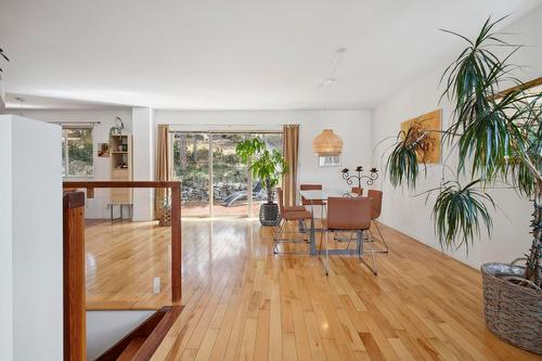 183 Magic Drive, Kelowna, BC - Indoor