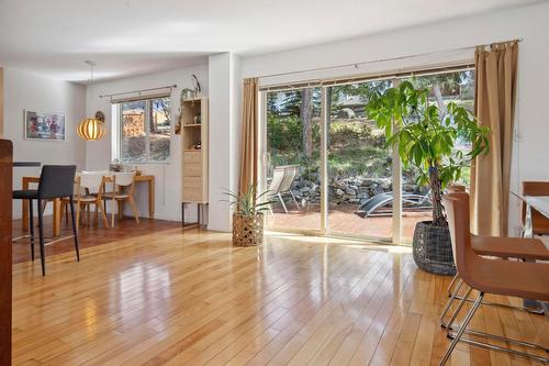 183 Magic Drive, Kelowna, BC - Indoor