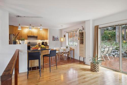 183 Magic Drive, Kelowna, BC - Indoor Photo Showing Other Room