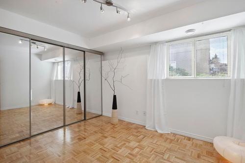 183 Magic Drive, Kelowna, BC - Indoor Photo Showing Other Room