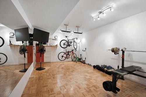 183 Magic Drive, Kelowna, BC - Indoor Photo Showing Gym Room