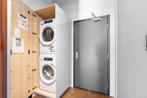 526-1029 View St, Victoria, BC - Indoor Photo Showing Laundry Room