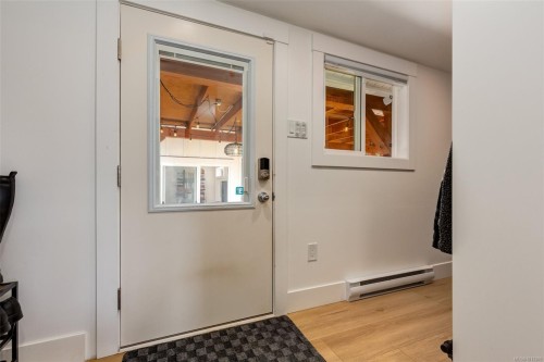 7902 Lantzville Rd, Lantzville, BC 