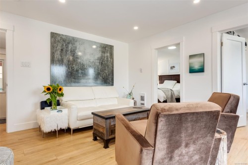 7902 Lantzville Rd, Lantzville, BC 