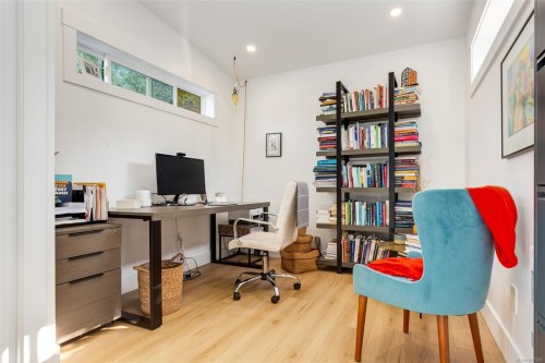 7902 Lantzville Rd, Lantzville, BC 