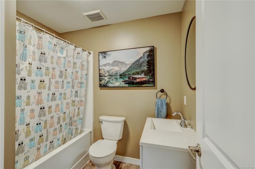 13403 Code Rd, Ladysmith, BC 