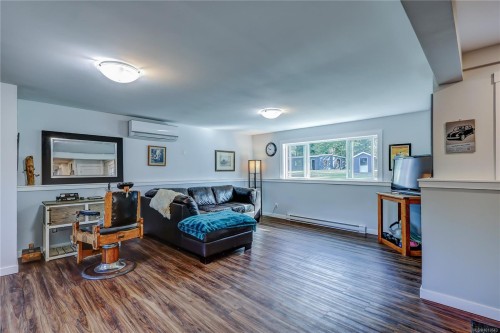 13403 Code Rd, Ladysmith, BC 