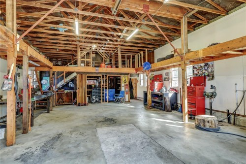 13403 Code Rd, Ladysmith, BC 