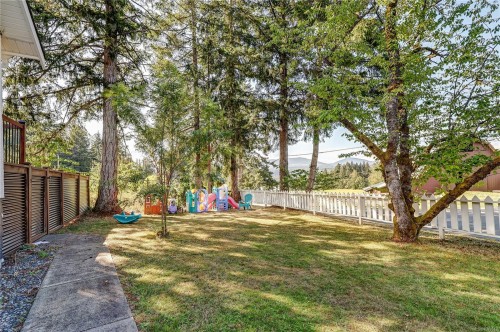 13403 Code Rd, Ladysmith, BC 