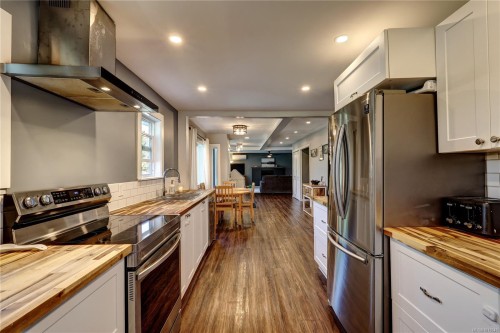 13403 Code Rd, Ladysmith, BC 