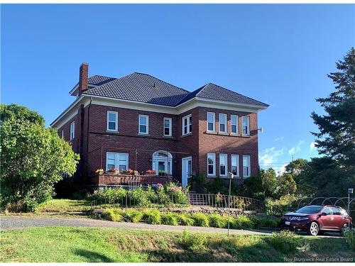 157 Renfrew, Dalhousie, NB 