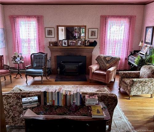 157 Renfrew, Dalhousie, NB 