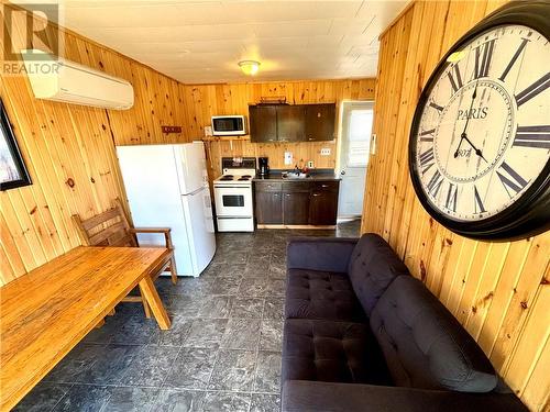 149 Highway 17, White River, ON 