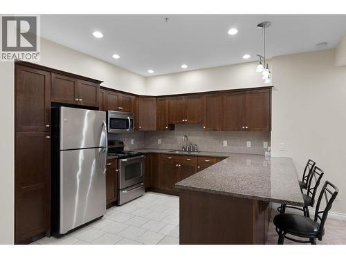 3843 Brown Road Unit# 2107, West Kelowna, BC - Indoor Photo Showing Kitchen