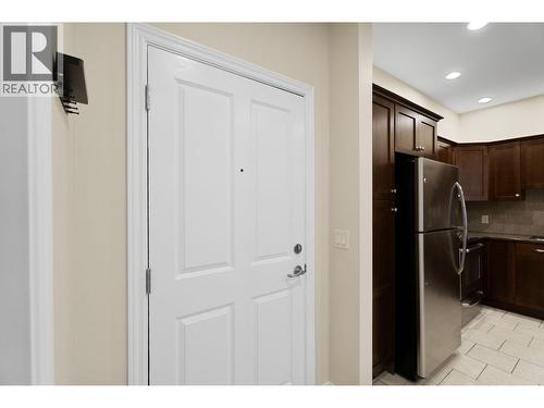 3843 Brown Road Unit# 2107, West Kelowna, BC - Indoor Photo Showing Kitchen