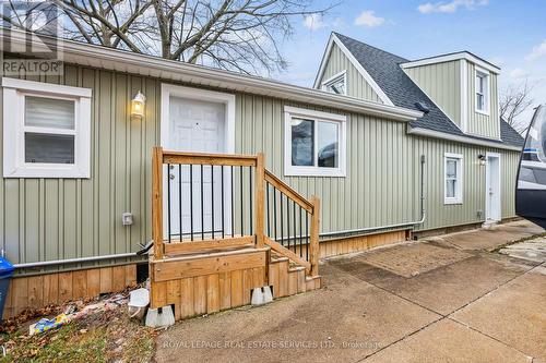 19 BAILEY STREET  St. Catharines, ON L2S 1J3