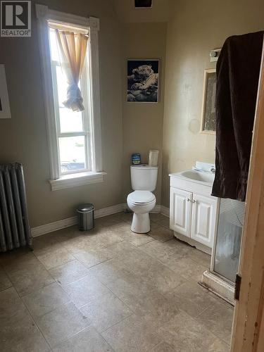 22 Lakeside, Blind River, ON - Indoor Photo Showing Bathroom