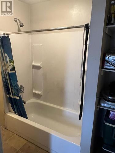 22 Lakeside, Blind River, ON - Indoor Photo Showing Bathroom