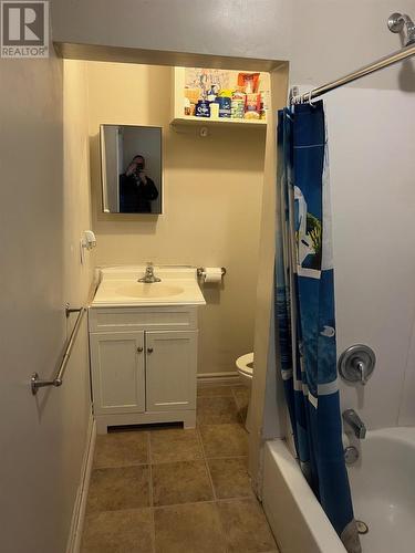 22 Lakeside, Blind River, ON - Indoor Photo Showing Bathroom