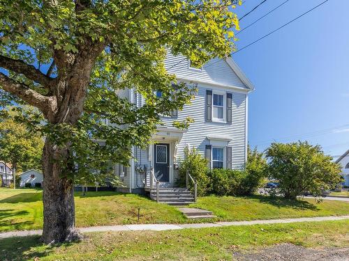 53 William Street, Yarmouth, NS 