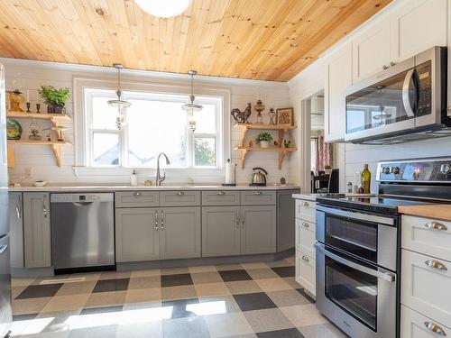 53 William Street, Yarmouth, NS 